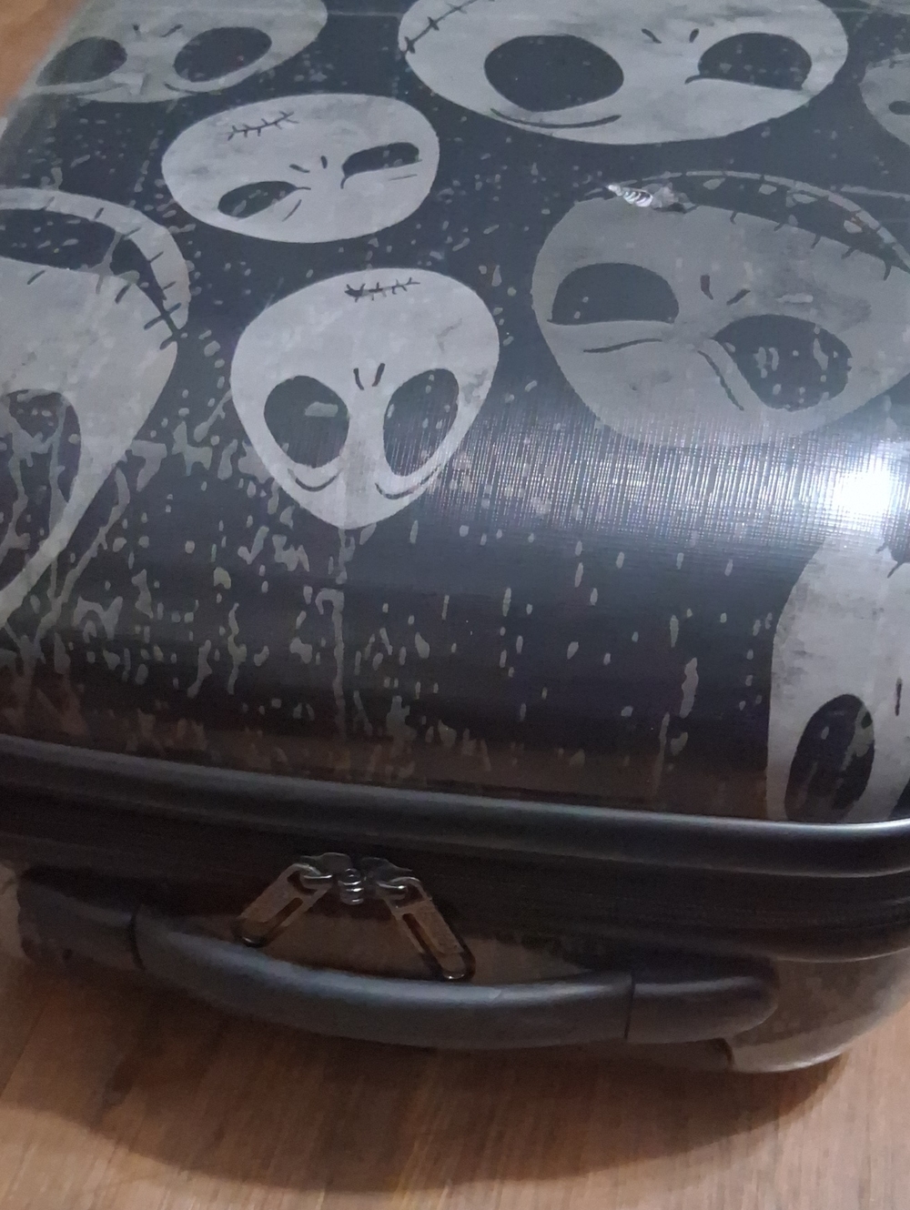 American Tourister Disney Nightmare Before Christmas Jack Skellington Suitcase - Picture 4 of 12